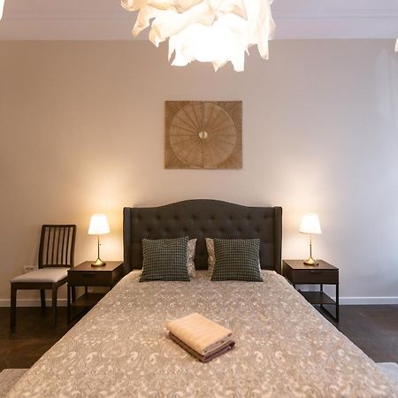 Central Charm - 2Br Apartment ทิมิชัวรา ภายนอก รูปภาพ