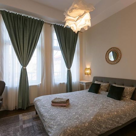 Central Charm - 2Br Apartment ทิมิชัวรา ภายนอก รูปภาพ