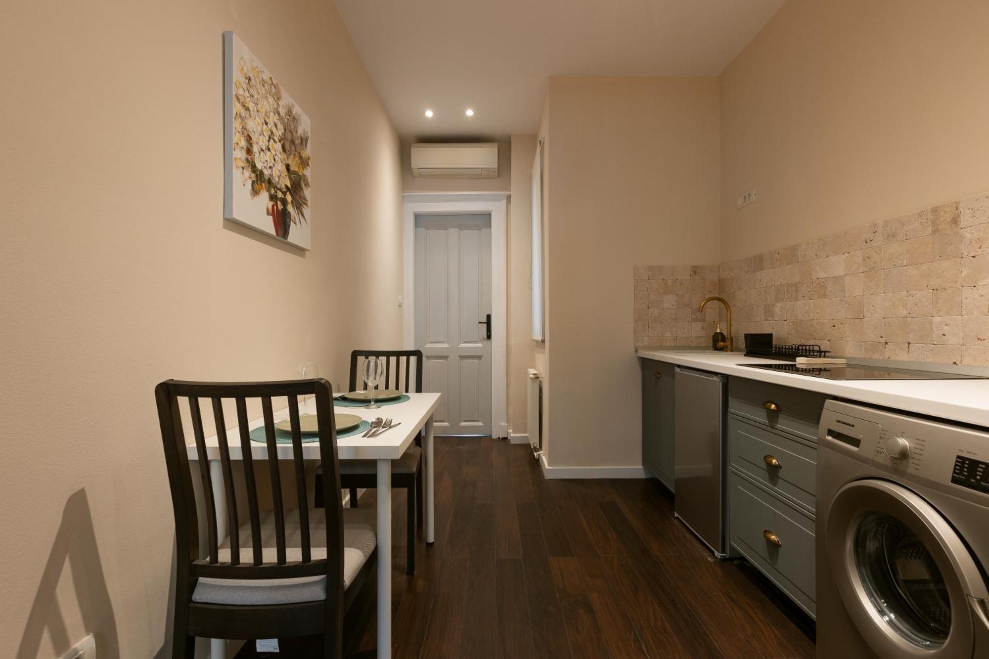 Central Charm - 2Br Apartment ทิมิชัวรา ภายนอก รูปภาพ