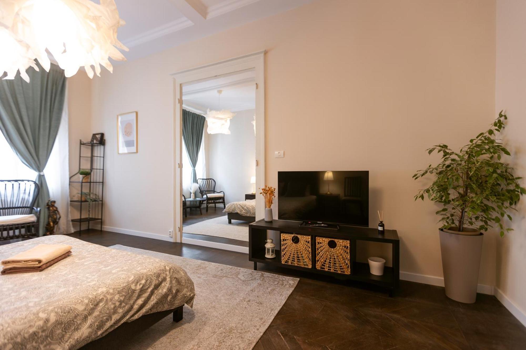 Central Charm - 2Br Apartment ทิมิชัวรา ภายนอก รูปภาพ