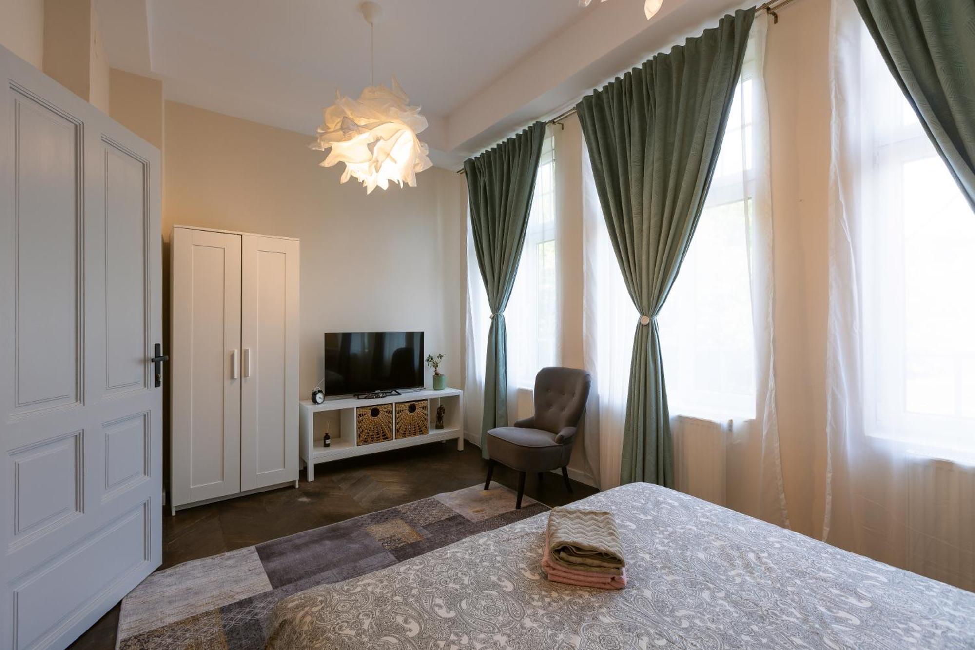Central Charm - 2Br Apartment ทิมิชัวรา ภายนอก รูปภาพ